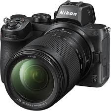 Nikon Z6 Mirrorless Digital Camera + Z 24-200mm F4-6.3 VR Lens